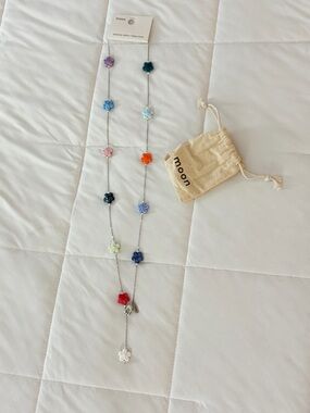 Multicolor Flower Bead Necklace - Pink, Blue, Red & More